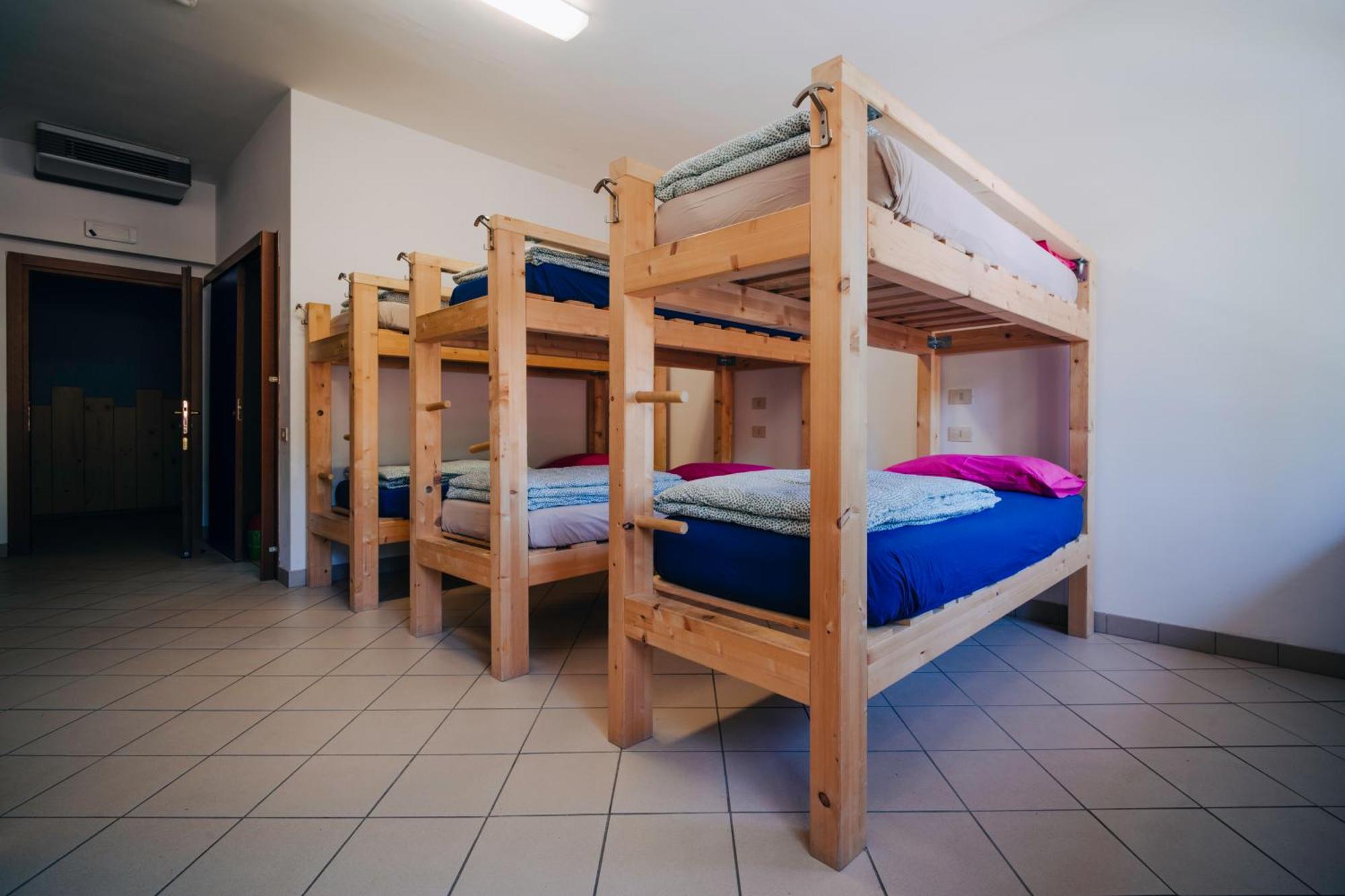 הוסטל לימונה פיימונטה La Casa Via Del Sale מראה חיצוני תמונה